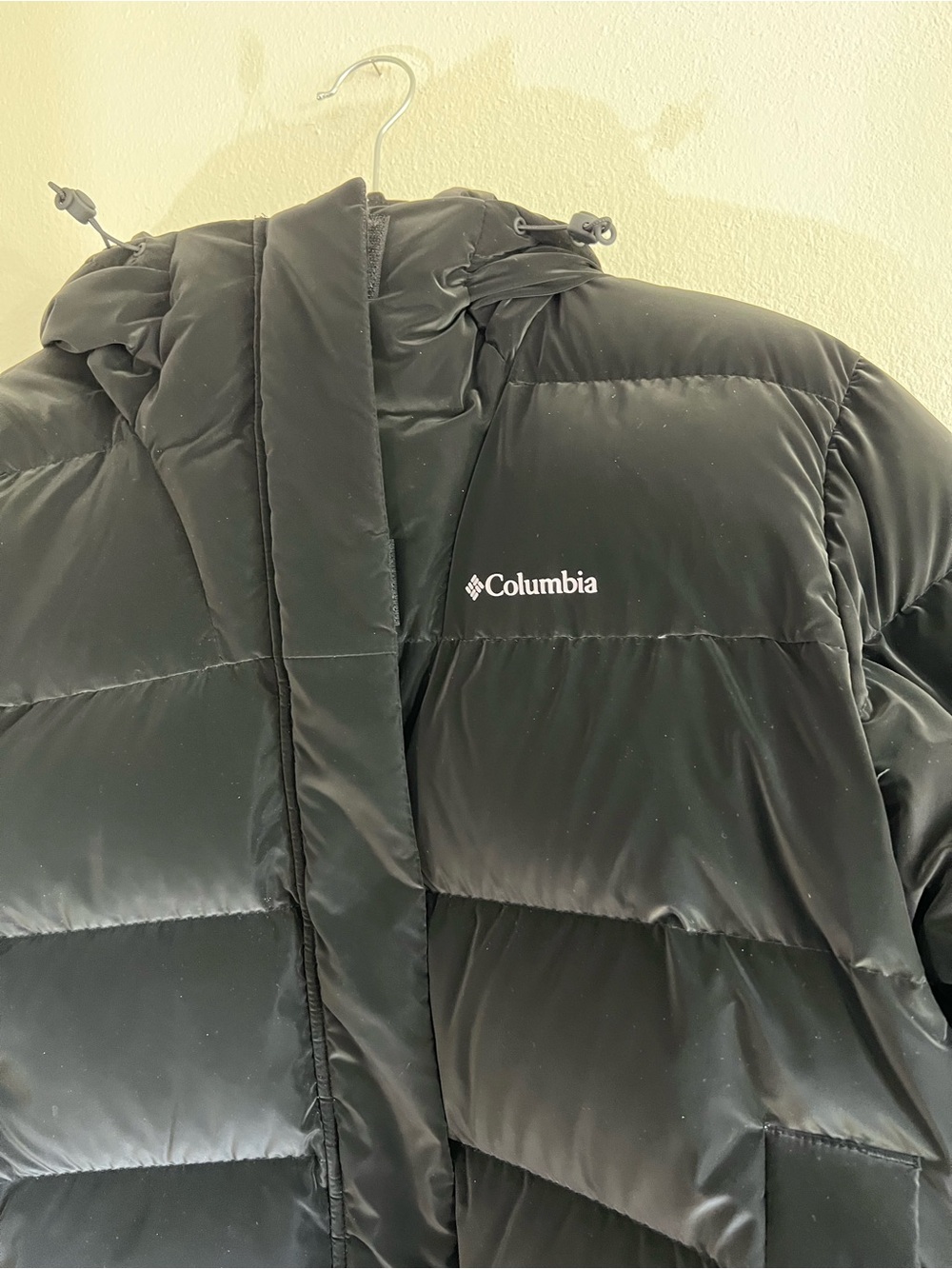 Columbia Black Bulo Point II Down Jacket - Picture 2 of 9